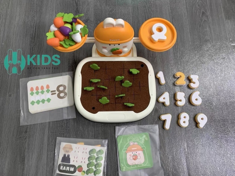 Đồ chơi nông trại toán học, thu hoạch nhổ rau củ cà rốt có bàn cân số hình thỏ giúp bé cải thiện tư duy nhanh nhẹn