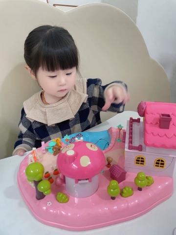 Đồ chơi ngôi nhà búp bê có điều khiển từ tính di chuyển nhân vật, biệt thự công chúa có đèn nhạc dễ thương cho bé gái