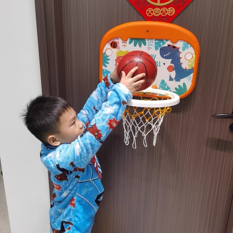 Đồ chơi bóng rổ tính điểm gắn tường 2in1 kết hợp ném vòng giúp phát triển tăng chiều cao, tăng khả năng vận động cho bé