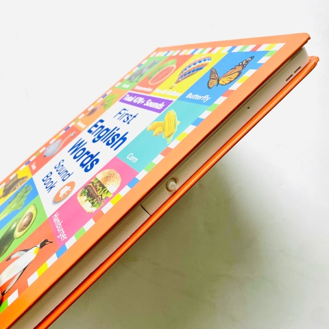Đồ Chơi Âm Thanh First English Words Sound Book – 470+ Âm Thanh, Có Phím Đàn Cho Bé