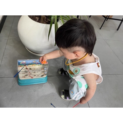 Đồ chơi bể cá mini dễ thương cho trẻ em có đèn, có nhạc