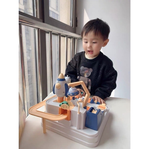 Đồ chơi đua xe điều khiển Ô TÔ bằng tay bản vũ trụ không gian