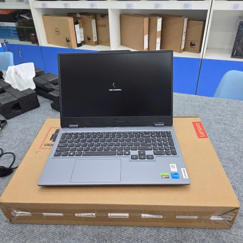 [New 100%] Lenovo LOQ 15IRX9 (Core i5-13450HX, 12GB, 512GB, RTX3050 6GB, 15.6