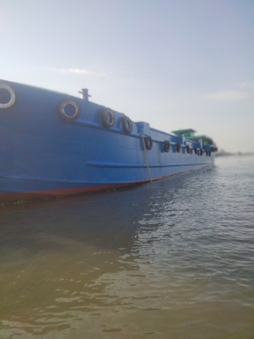 Ms17 Chủ gửi bán xà lan 600 tấn