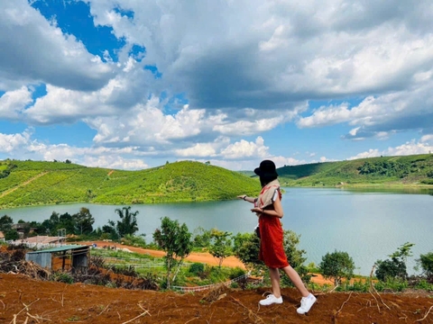 🏡 ĐẤT VIEW HỒ SĂN MÂY CHỈ 200TR/500M2