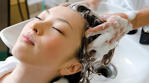 Trong ngày có 1 khung giờ tuyệt đối không gội đầu vì dễ dẫn đến đột quỵ