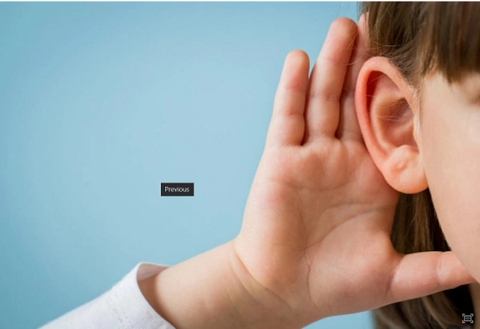 4 dấu hiệu chứng tỏ con bạn bị viêm tai