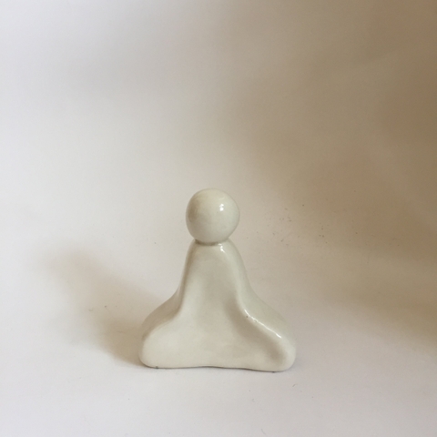 Con Nhỏ Ngọ Trắng son son