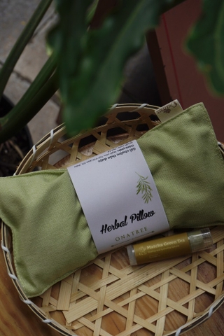 Gối chườm Ngải Cứu