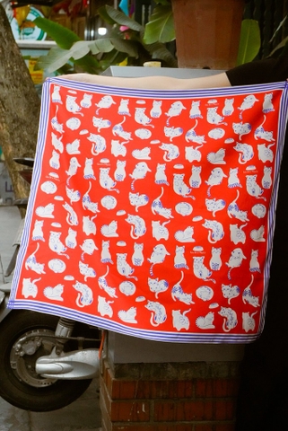 Khăn vuông Mèo đỏ Maile x Liulo 70x70