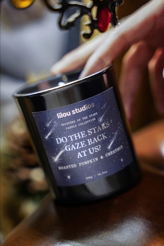 Nến Lilou 300g Do The Stars Gaze Back At Us? (Roasted Pumpkin & Chestnut) - WHISPERS OF THE STARS