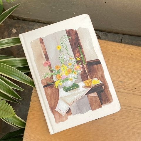 Sổ A5 Mai Lê - Hoa nâu ( 120 trang dot grid 100gsm )