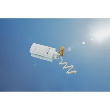 Kem Chống Nắng Skin1004 Cho Da Nhạy Cảm SPF 50+ 50ml