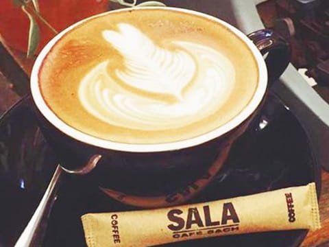 Cafe dừa Sala