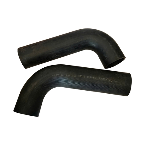 Ống nước đầu ra từ động cơ xe ben