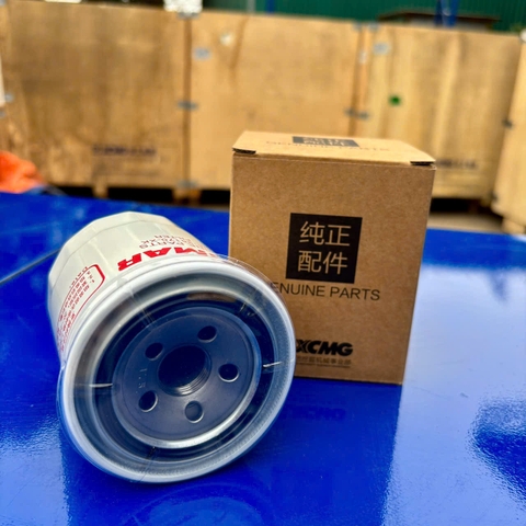 Lọc dầu động cơ máy xúc XE60DA