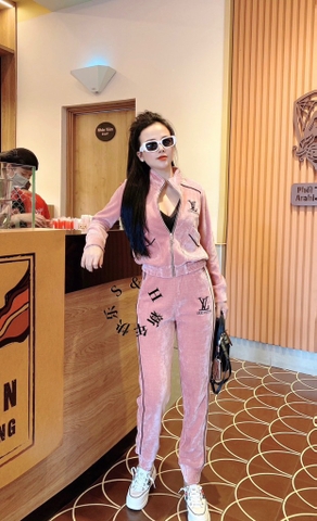 Bộ nhung tuyết Hồng