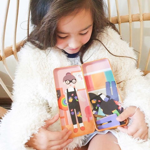 Hộp bút kèm mảnh ghép nam châm _ Giáo viên preschool