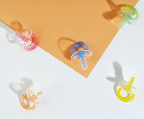 Ty ngậm massage lõm 0 - 6 tháng