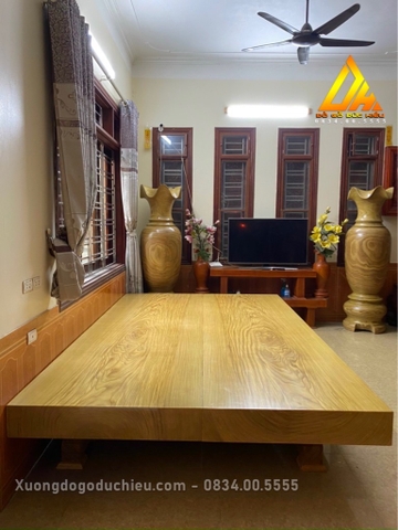 Lục Bình & Chiếu Ngựa gỗ cẩm vàng