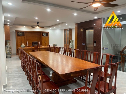 Bàn Họp Bàn Ăn Nguyên Khối 18 Ghế Tai Quan