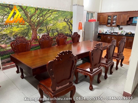 Bộ Bàn Ăn Nguyên Khối 8 Ghế