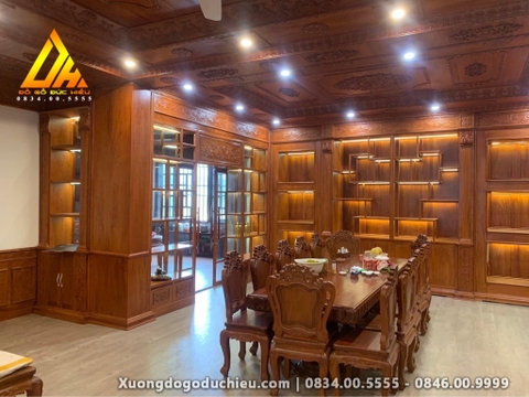 Bàn Ăn Nguyên Khối 12 Ghế