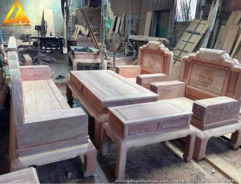 Quốc Sắc Thiên Hương