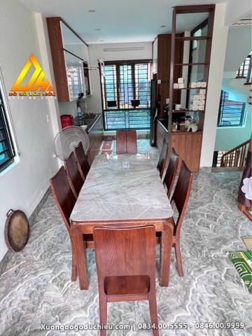 Bàn Ăn Hiện Đại