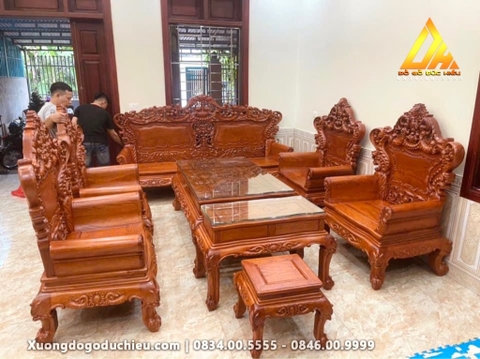 Hoàng Gia kích thước tầm trung