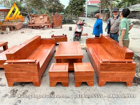 Sofa Đóng Hộp gỗ Hương Đá