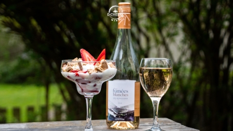 Rượu vang ngọt là gì? Tìm hiểu về vang ngọt cho người mới bắt đầu