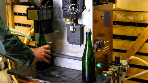 Dosage Là Gì? Khám Phá Vai Trò Quan Trọng Trong Sản Xuất Rượu Vang Sủi