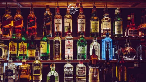 Điểm danh tên các loại rượu mạnh nổi tiếng thế giới