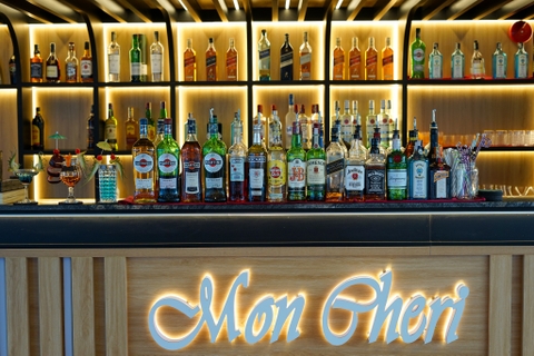 DU THUYỀN 5 SAO MON CHERI LAN HẠ