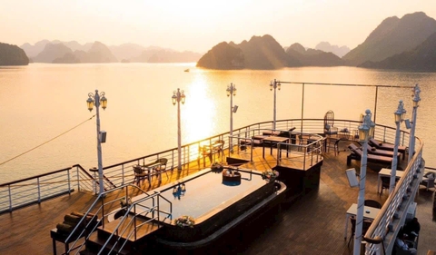 DU THUYỀN PARADISE GRAND 5 SAO TRÊN VỊNH HẠ LONG