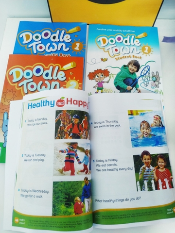 4A083.190+084.191. Bộ DOODLE TOWN 1 (SB + WB phun) - LASER