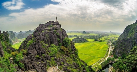 Hang Múa Ninh Bình: Nấc Thang Dẫn Lối Đến Thiên Đường Nơi Cố Đô