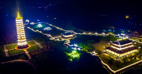 Ninh Bình Về Đêm Chơi Gì? Trải Nghiệm Thú Vị Dưới Ánh Đèn Phố Cổ