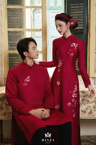 Áo dài cặp đỏ 54