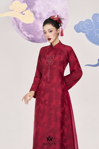 Áo dài đỏ xuông 43