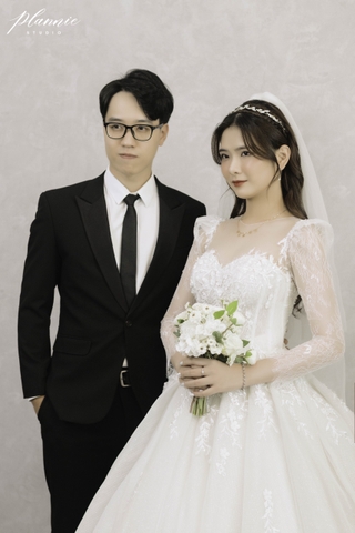 Ảnh Cưới Studio