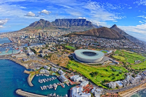 NAM PHI KỲ THÚ: TỪ SAFARI HOANG DÃ ĐẾN BIỂN XANH CAPE TOWN (TA)