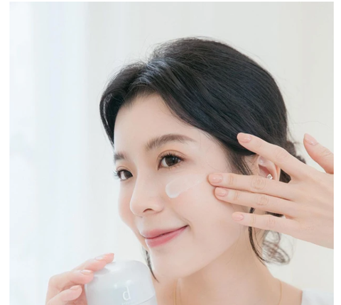 5 BƯỚC CHĂM SÓC GIÚP DA KHỎE ĐẸP LÊN TỪNG NGÀY