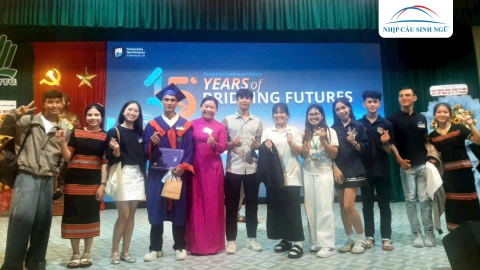 NIỀM VUI TỐT NGHIỆP - HÀNH TRÌNH TRƯỞNG THÀNH TỪ NHỮNG ƯỚC MƠ