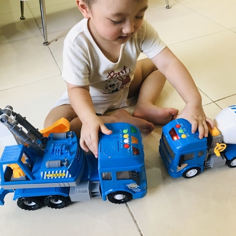 Mô hình xe bồn [Siêu to khổng lồ] bánh đà khoẻ và đèn nhạc cho bé
