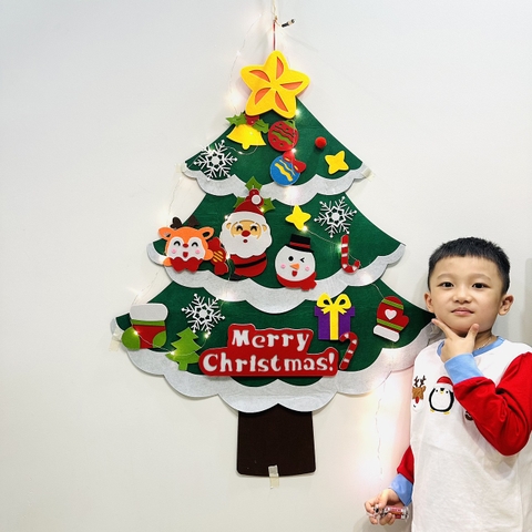 Cây thông noel vải dạ treo tường-cây thông noel treo tường trang trang trí mẫu mới 2022 tặng đèn mũ Noel