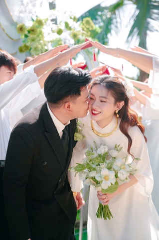 ĐẰNG SAU LỄ ĐÍNH HÔN LÀ GÌ ? KHÔNG CHỈ LÀ CHUYỆN TRAO LỄ MÀ CÒN LÀ LỜI HỨA CẢ ĐỜI