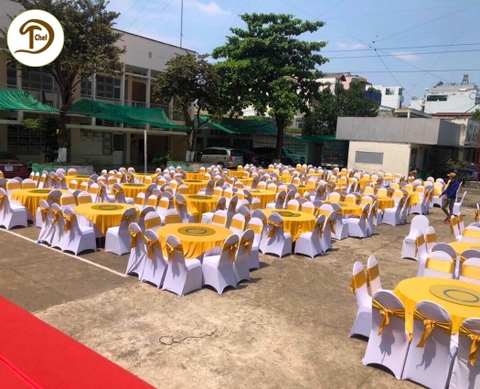 TIỆC TẤT NIÊN & TÂN NIÊN TẠI CÔNG TY – SANG TRỌNG, CHUYÊN NGHIỆP, ĐẢM BẢO VỆ SINH AN TOÀN THỰC PHẨM