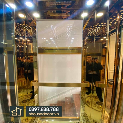 Ốp inox cabin thang máy mạ vàng gương mẫu OCTM07